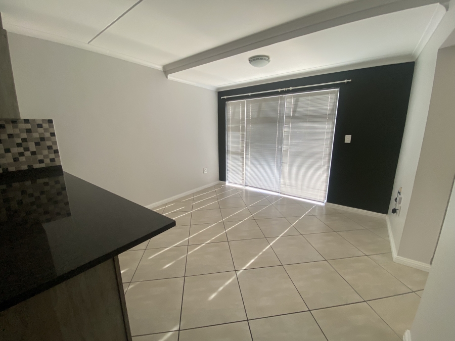 To Let 2 Bedroom Property for Rent in Buh Rein Estate Western Cape